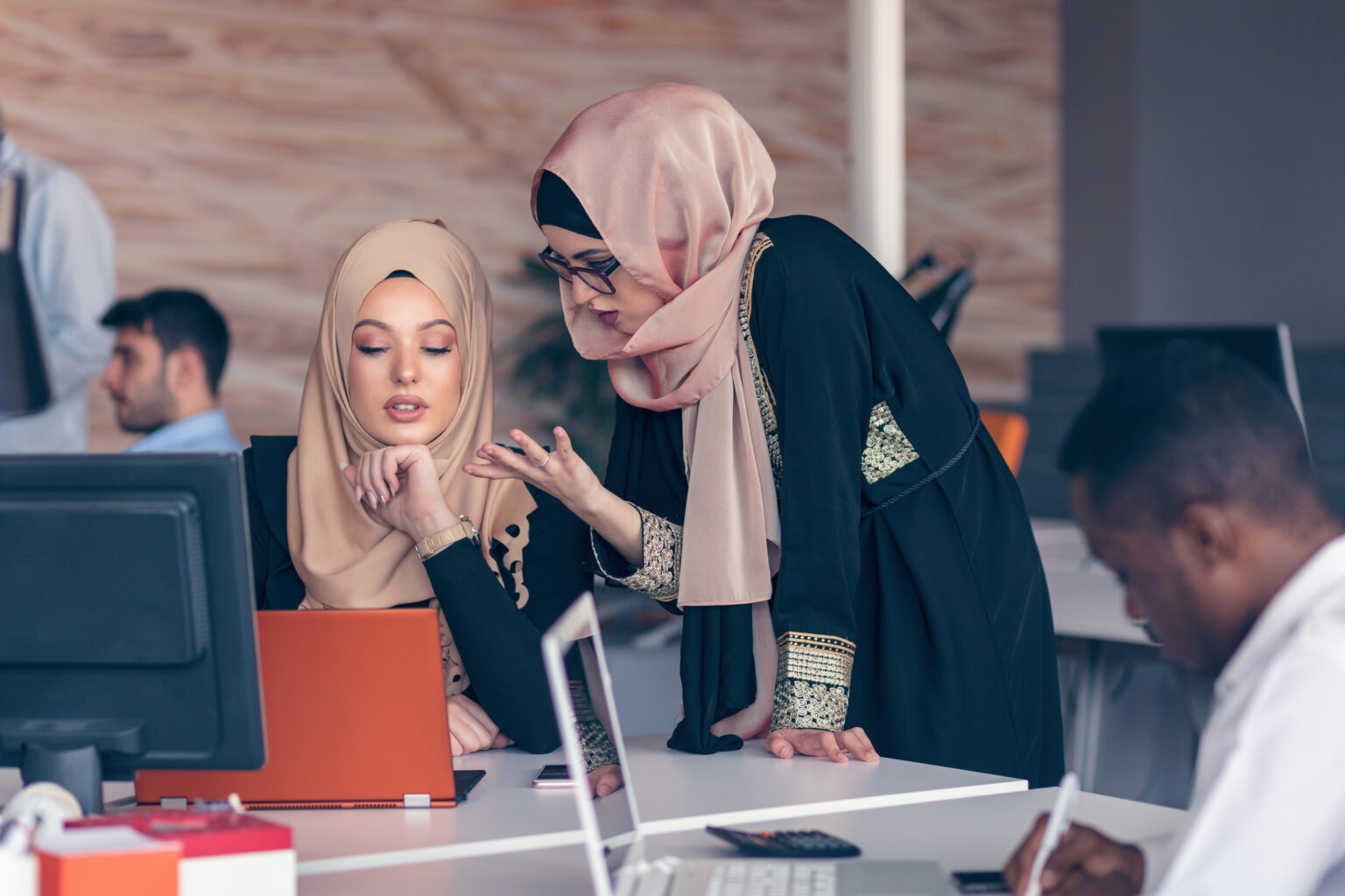 Women's $25 Billion Contribution to UAE Property Market Growth