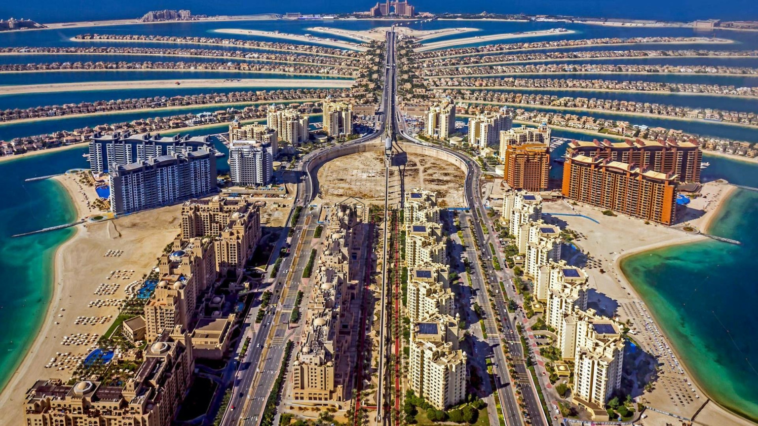 Why Palm Jumeirah is Ultimate Choice for High Net Worth Rich profiles in Dubai