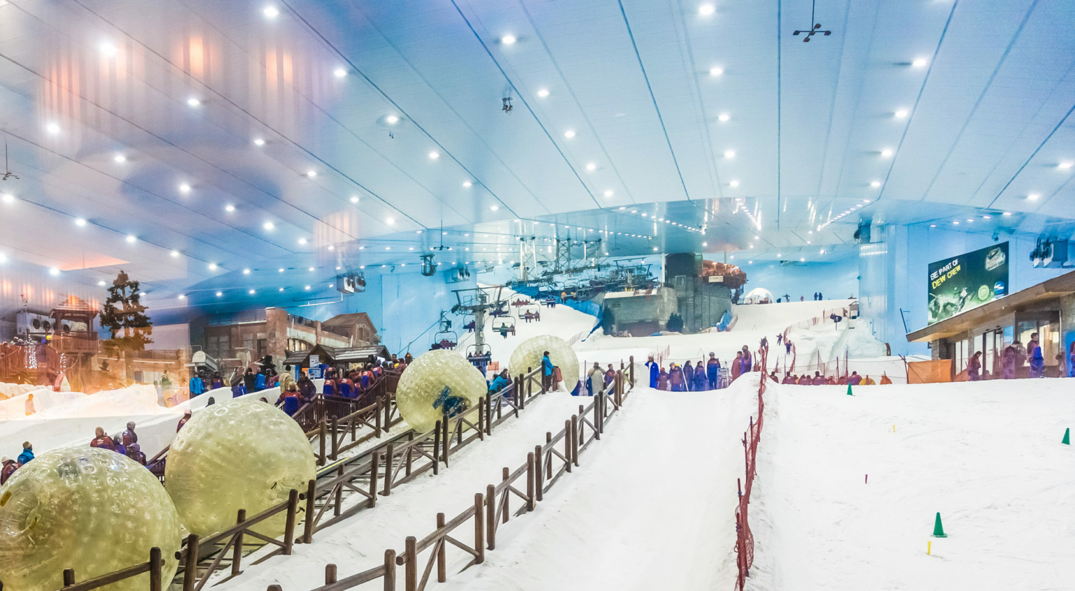 Dubai's Winter Wonderland: Top 10 Activities to Experience